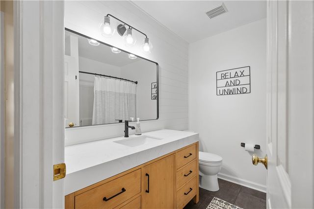 108 Walnut Drive, Nottingham, PA 15330