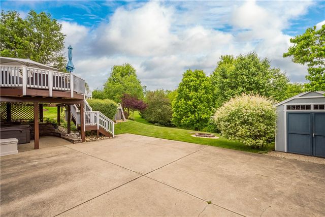 108 Walnut Drive, Nottingham, PA 15330