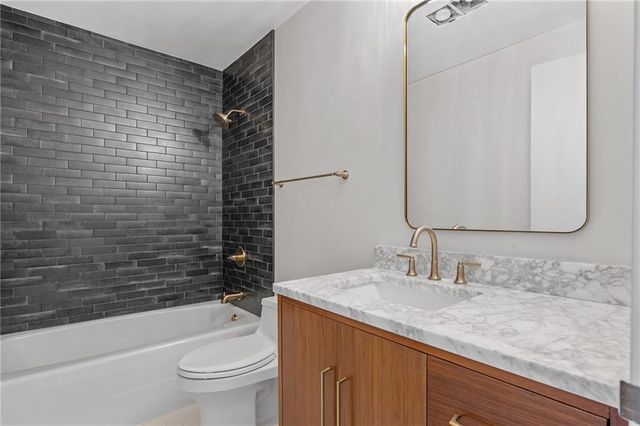 2575 Peachtree NE Road 22A, Atlanta, GA 30305