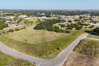 100 Lobelia Bloom BND, Liberty Hill, TX 78642