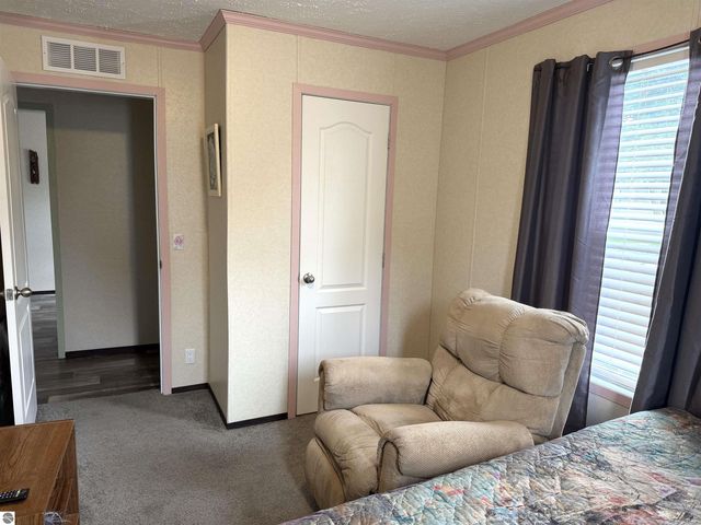 1042 Jackson Court, Mt Pleasant, MI 48858