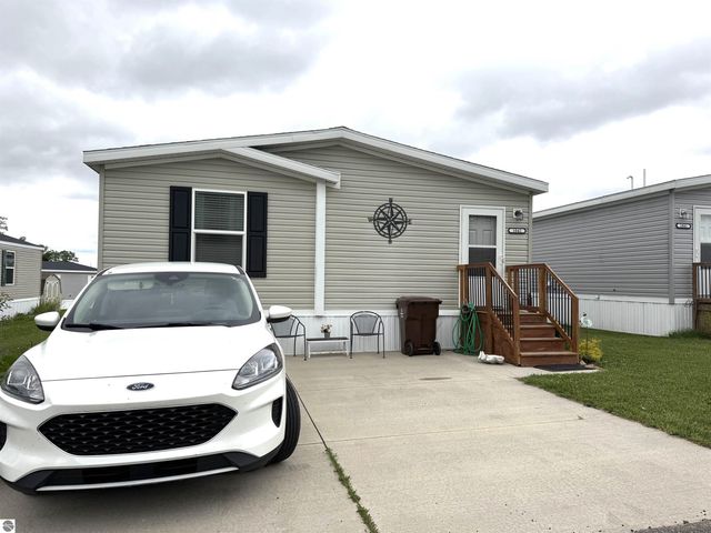 1042 Jackson Court, Mt Pleasant, MI 48858