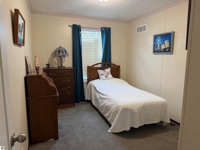 1042 Jackson Court, Mt Pleasant, MI 48858