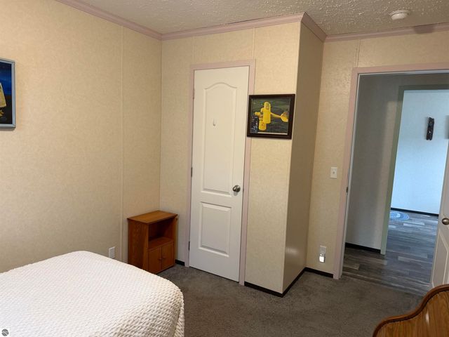 1042 Jackson Court, Mt Pleasant, MI 48858