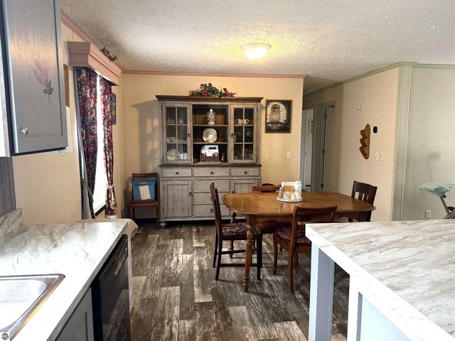 1042 Jackson Court, Mt Pleasant, MI 48858