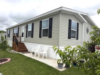 1042 Jackson Court, Mt Pleasant, MI 48858