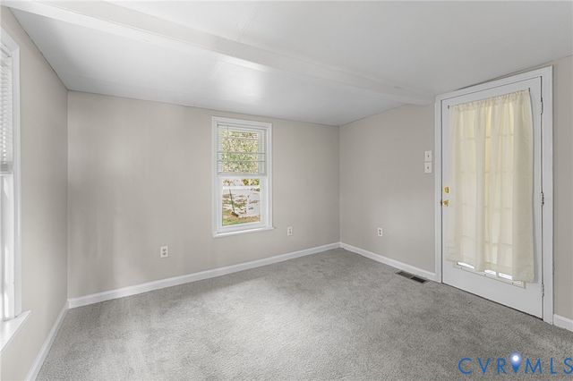 6931 Iron Bridge Rd, Richmond, VA 23234