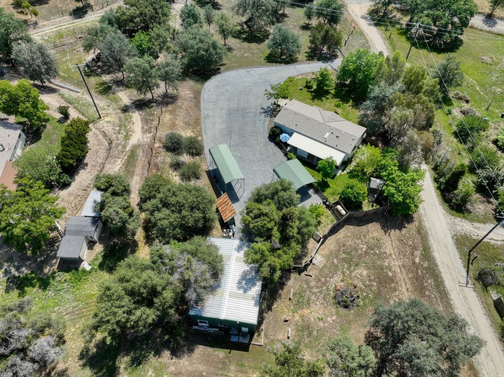 Image 40 of property listing at 28242 Tollhouse Road, Tollhouse, CA 93667