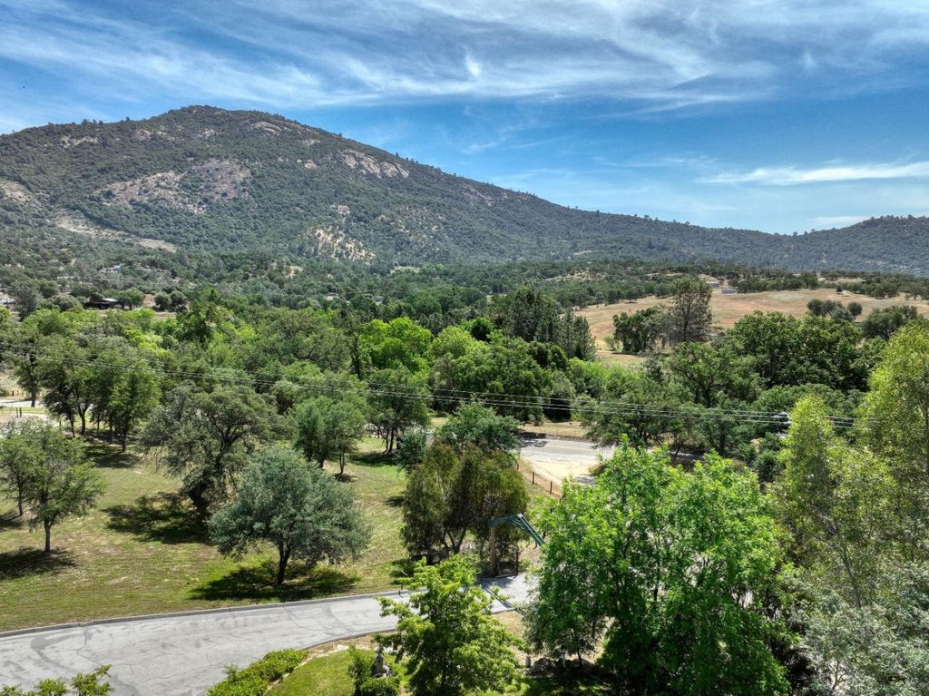 Image 44 of property listing at 28242 Tollhouse Road, Tollhouse, CA 93667