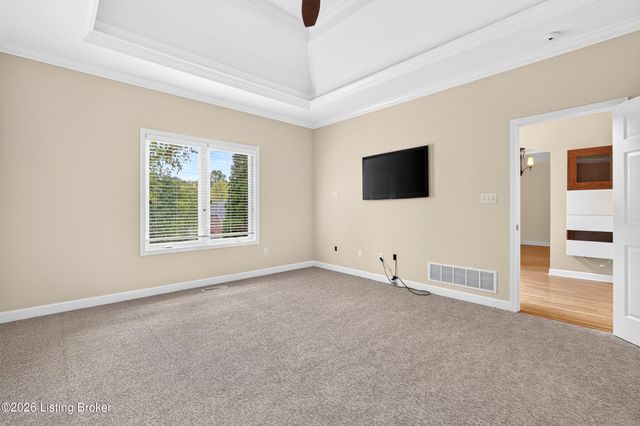 12608 Razor Ct, Louisville, KY 40299