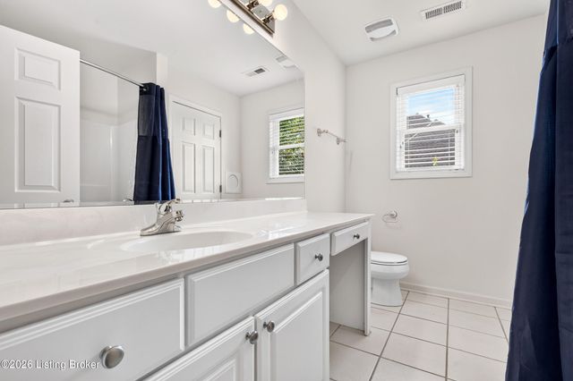 12608 Razor Ct, Louisville, KY 40299