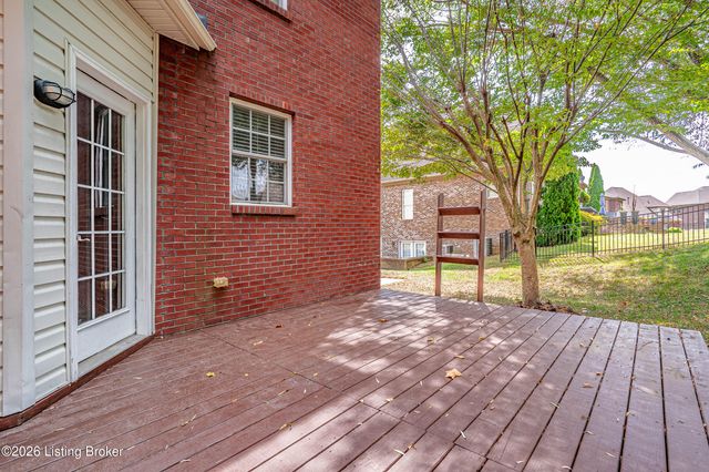 12608 Razor Ct, Louisville, KY 40299