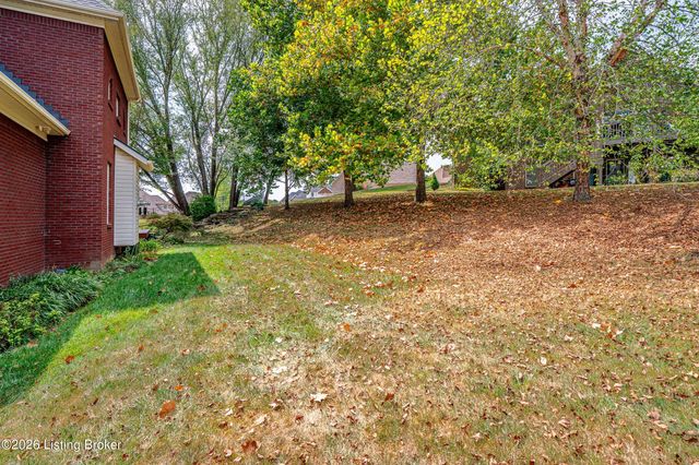 12608 Razor Ct, Louisville, KY 40299