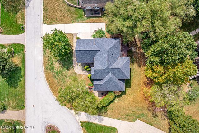 12608 Razor Ct, Louisville, KY 40299