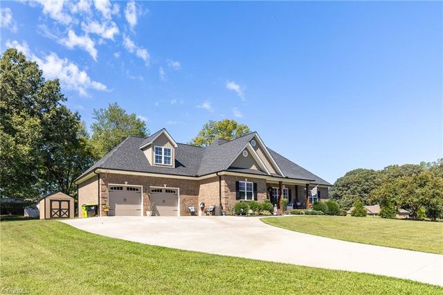176 Channy Lane, Lexington, NC 27295