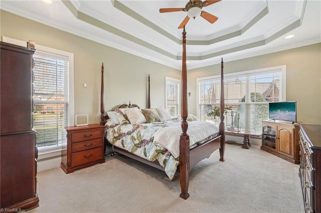 320 Panther Crk Court, Winston-salem, NC 27107