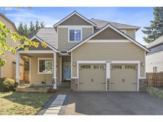 19537 MORRIE Dr, Oregon City, OR 97045