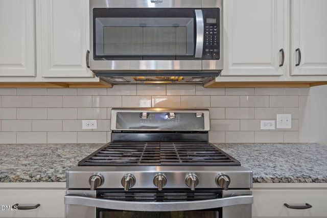 610 Metro Station, Apex, NC 27502