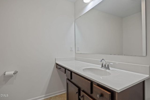 610 Metro Station, Apex, NC 27502