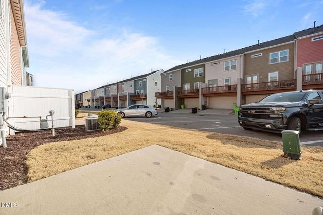 610 Metro Station, Apex, NC 27502