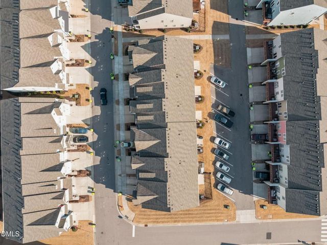 610 Metro Station, Apex, NC 27502