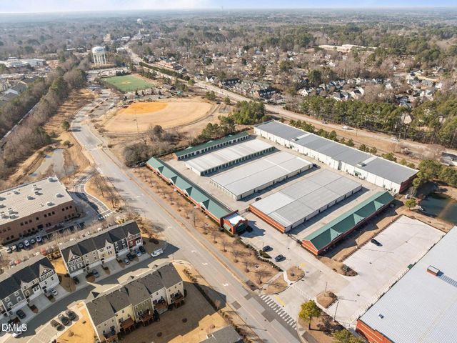 610 Metro Station, Apex, NC 27502