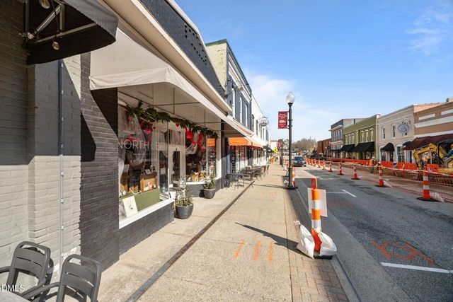 610 Metro Station, Apex, NC 27502