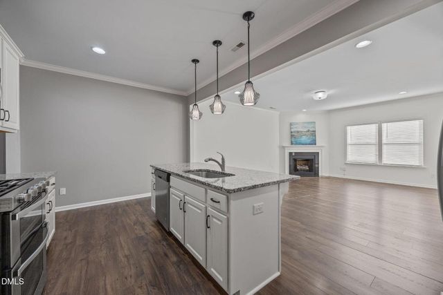 610 Metro Station, Apex, NC 27502