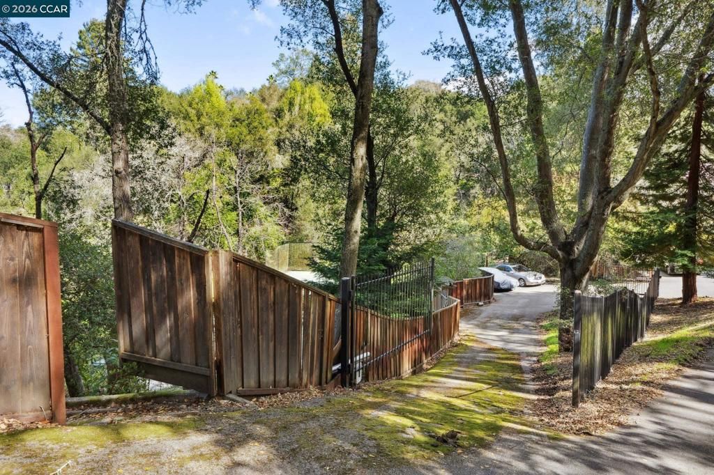 Image 1 of property listing at 49 49 Tiger Tail Court, Orinda, CA 94563
