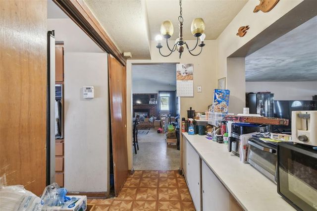 4002 W GRAY STREET, Tampa, FL 33609