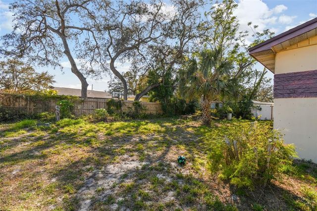 4002 W GRAY STREET, Tampa, FL 33609
