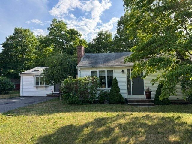 300 South Street East, Raynham, MA 02767