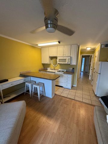 1300 Ocean Boulevard 107, Isle Of Palms, SC 29451