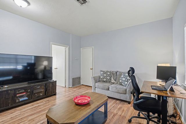 2804 Arlington Street, Houston, TX 77008