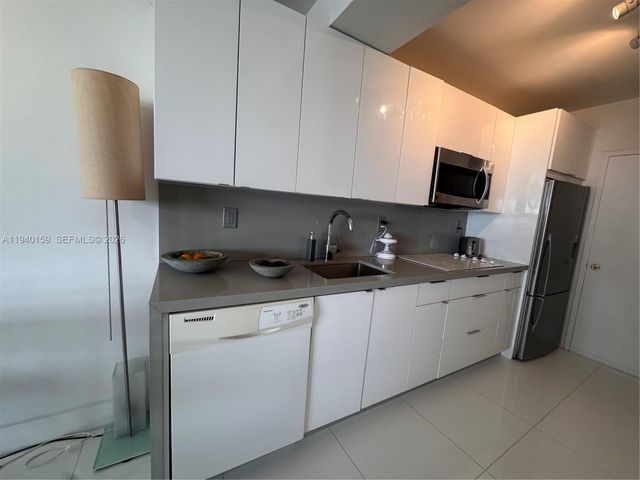 100 Lincoln Rd 1230, Miami Beach, FL 33139