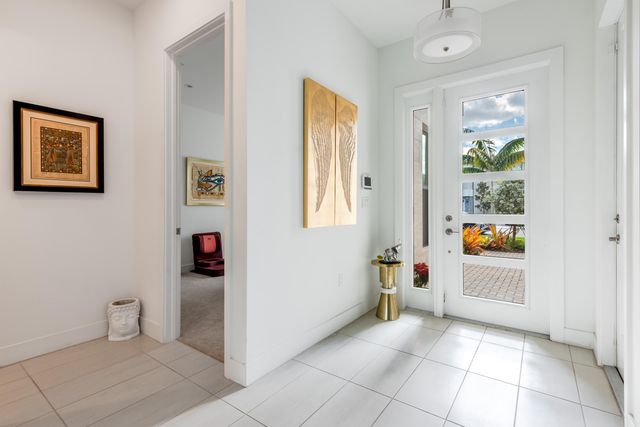 8131 Laurel Falls Drive, Boca Raton, FL 33496