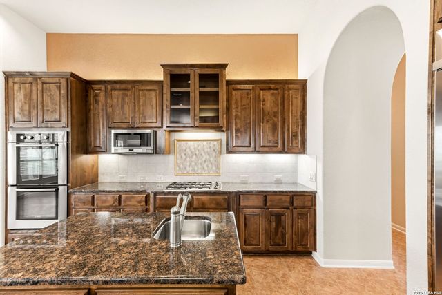 18615 Castellani, San Antonio, TX 78258