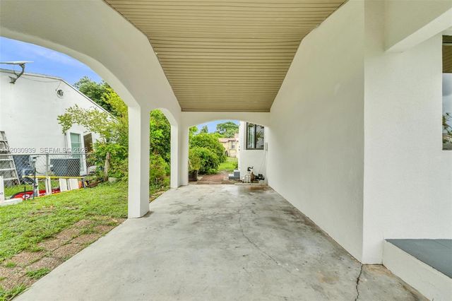 2651 Fletcher Court, Hollywood, FL 33020