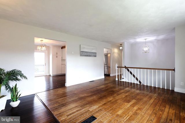 11 HEMLOCK DR, Port Matilda, PA 16870