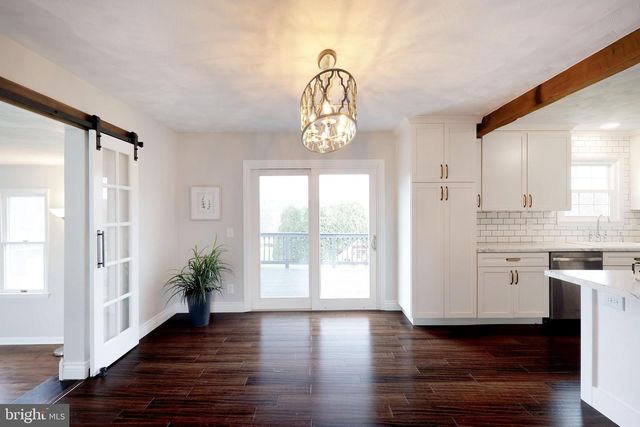 11 HEMLOCK DR, Port Matilda, PA 16870