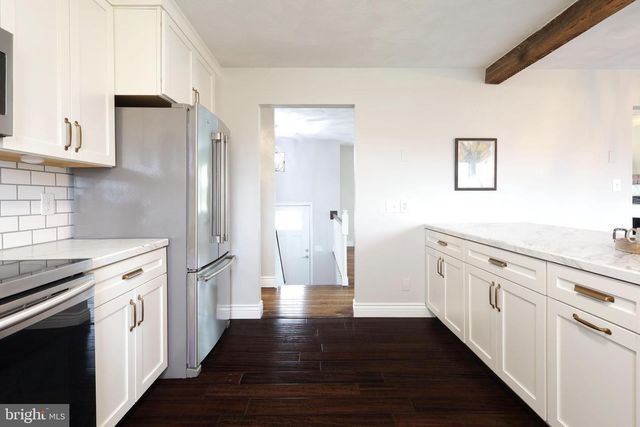 11 HEMLOCK DR, Port Matilda, PA 16870