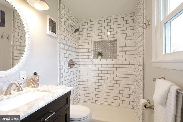 11 HEMLOCK DR, Port Matilda, PA 16870