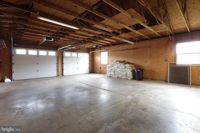 11 HEMLOCK DR, Port Matilda, PA 16870