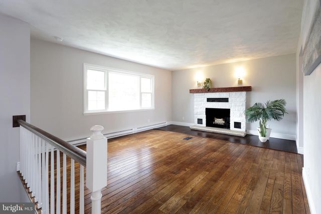 11 HEMLOCK DR, Port Matilda, PA 16870