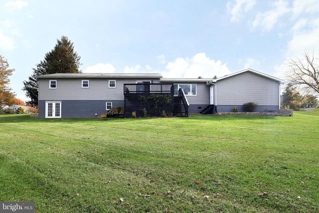 11 HEMLOCK DR, Port Matilda, PA 16870