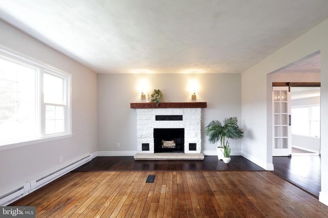 11 HEMLOCK DR, Port Matilda, PA 16870