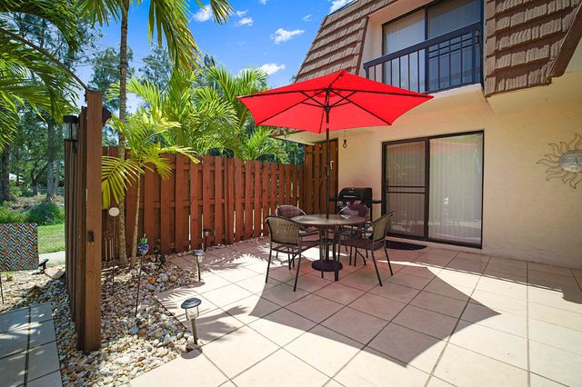825 Center Street 11c, Jupiter, FL 33458