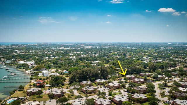 825 Center Street 11c, Jupiter, FL 33458