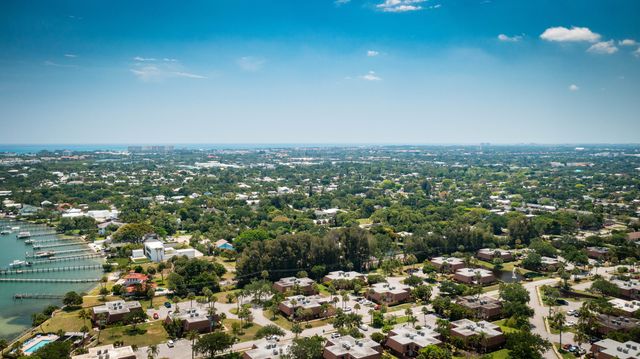 825 Center Street 11c, Jupiter, FL 33458