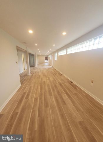 1220 WHITEHORSE MERCERVILLE RD, Trenton, NJ 08619